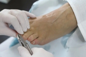 Voetverzorging tijdens een pedicurebehandeling